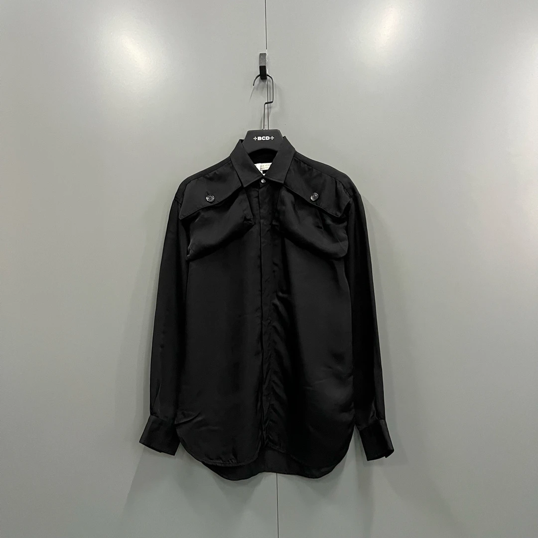 95新 BOTTEGA VENETA/葆蝶家 q220 黑色口袋设计长袖衬衫 40码/