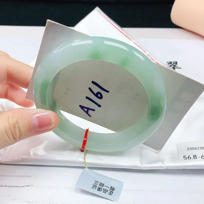 【闪购商品】翡翠手镯未镶嵌缅甸天然a货手镯56+