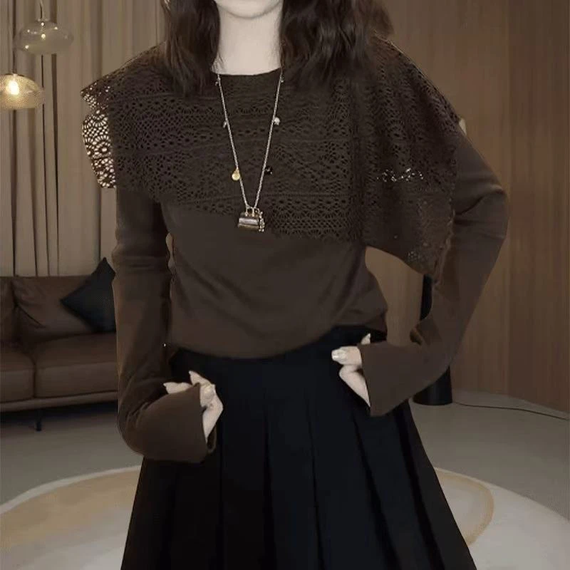 小众减龄设计感拼接镂空圆领T恤女秋季韩系慵懒显瘦纯色百搭上衣