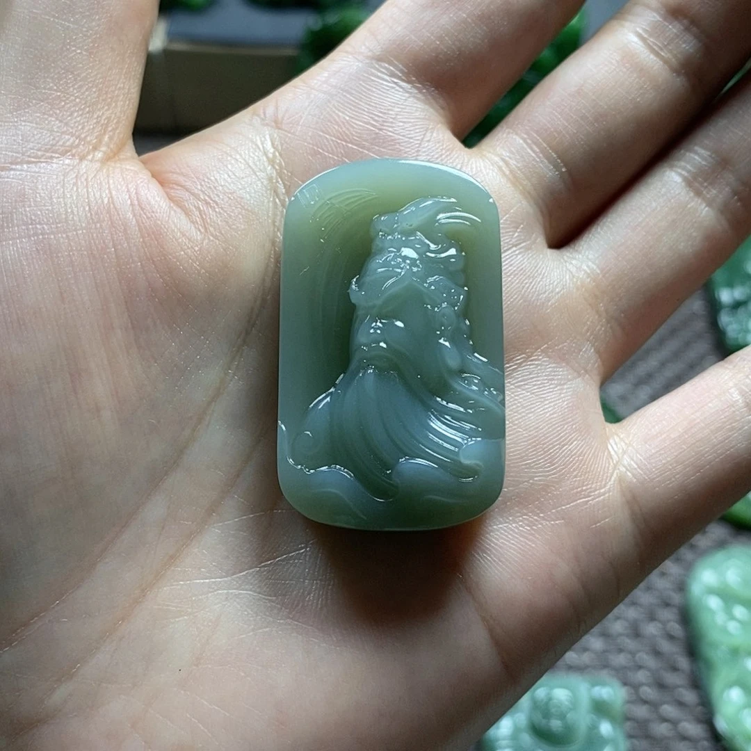 【闪购商品】和田玉未镶嵌颈饰阳**烂