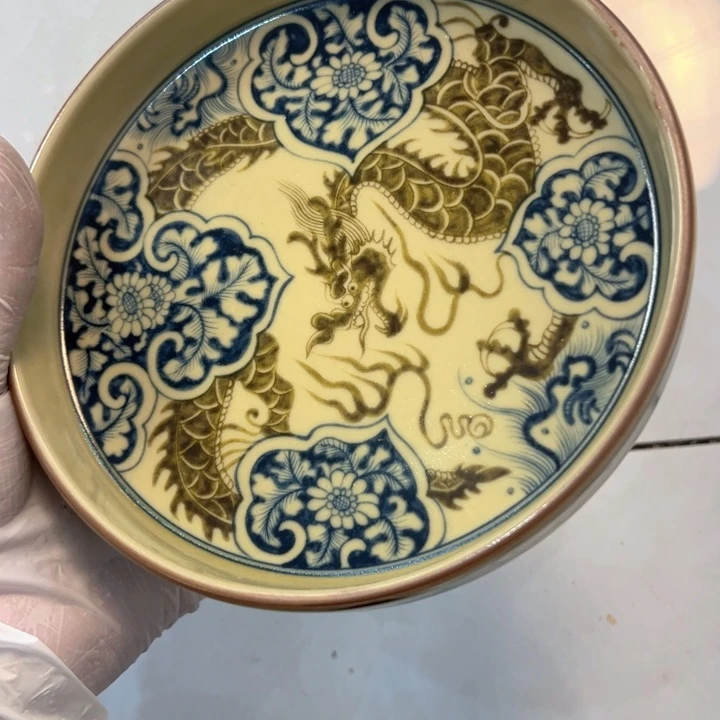 瓷片釉里金穿花龙大壶承