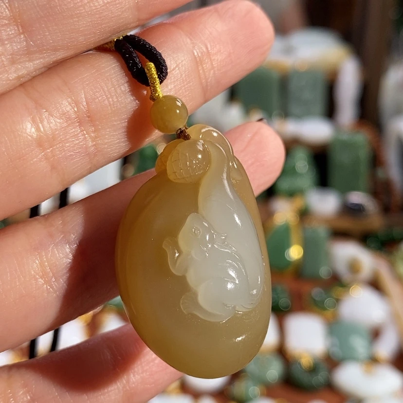 【闪购商品】颈饰未镶嵌和田玉