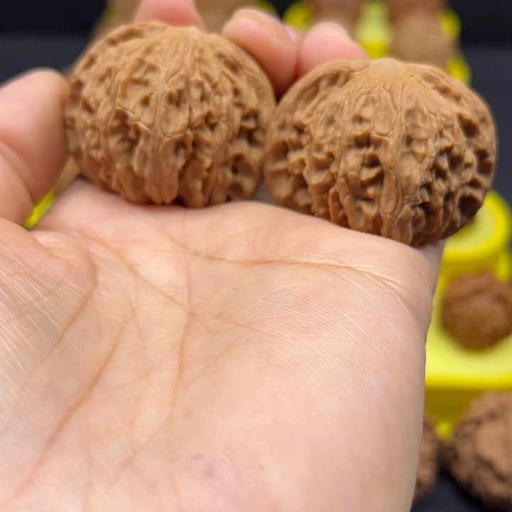 把件文玩核桃多***