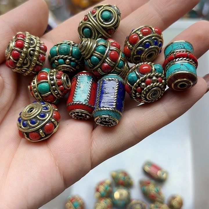 琉璃颈饰铜镶嵌单颗6元