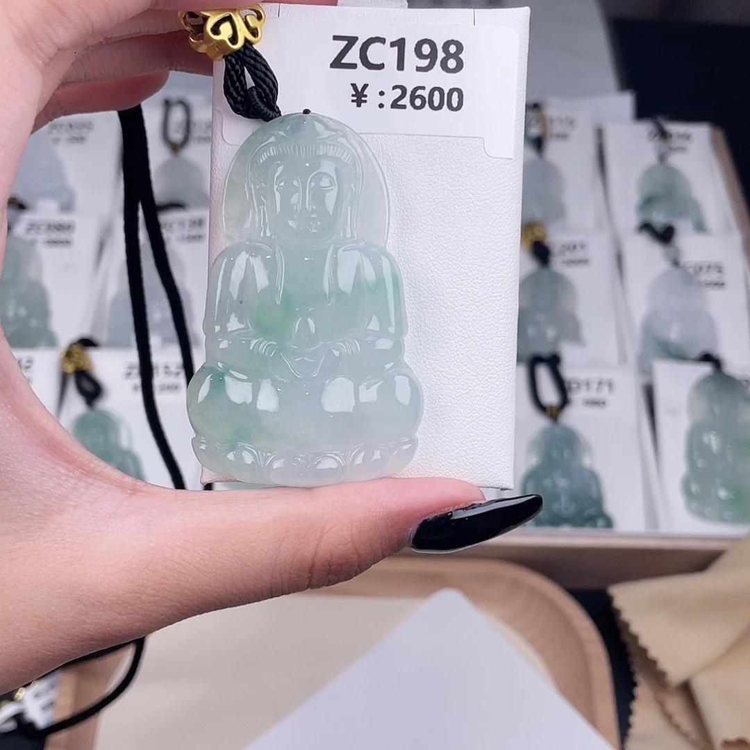 翡翠未镶嵌颈饰ZC198