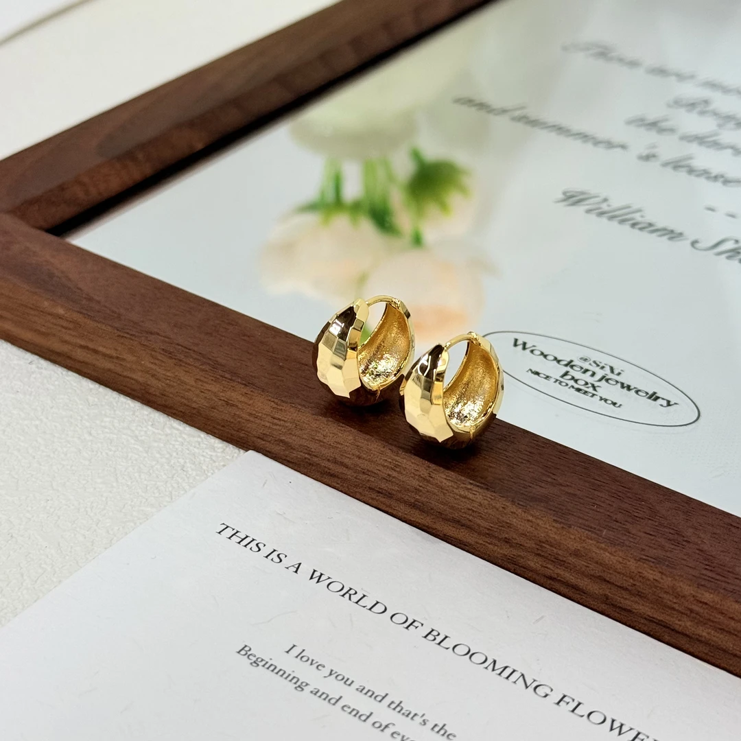 铜合金耳饰 ES-568韩系爆款波光粼粼金色超闪多切面耳扣