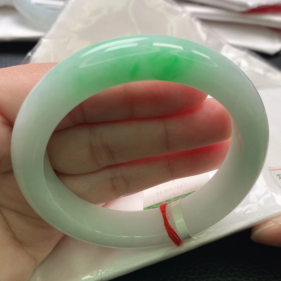 翡翠未镶嵌手镯缅甸54.55