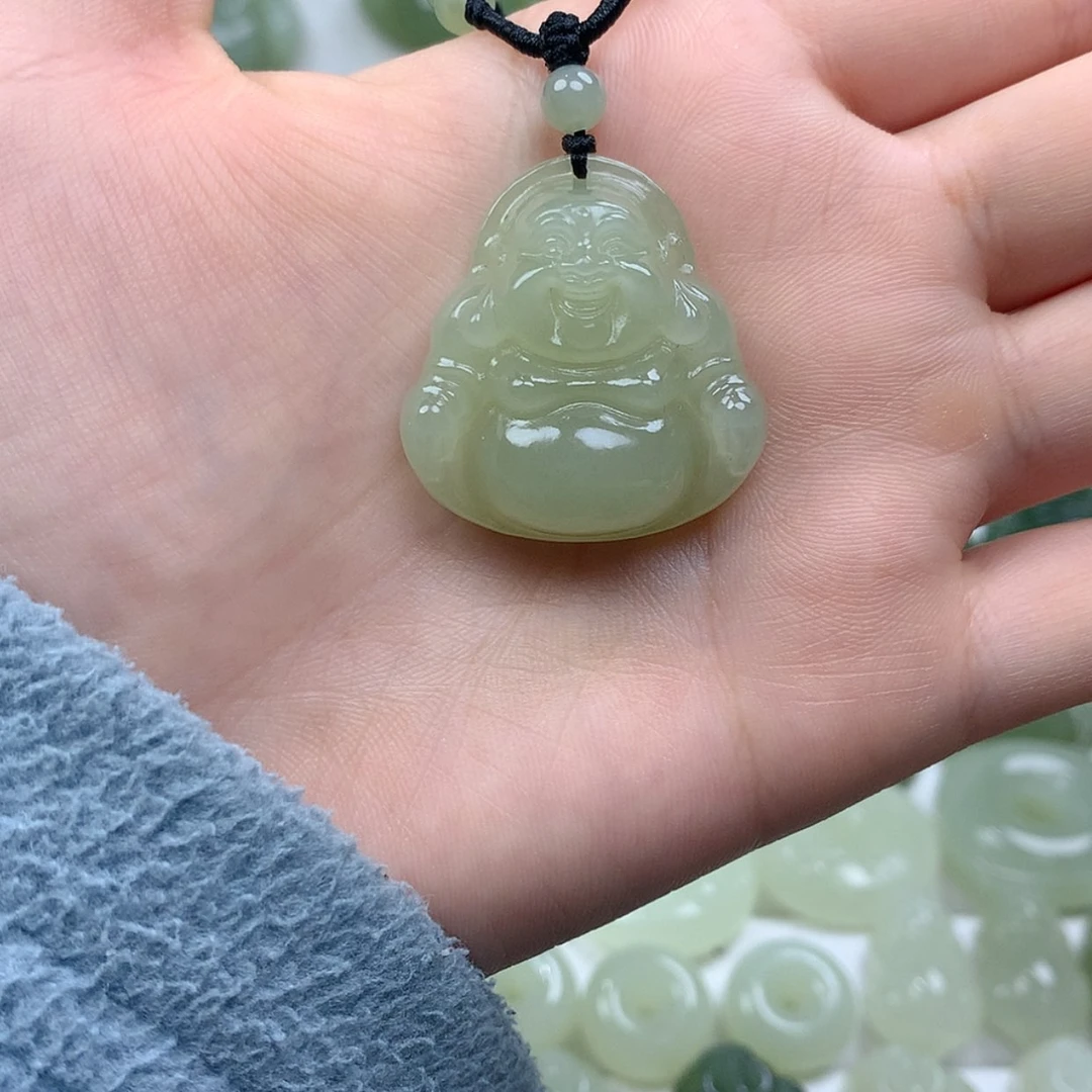 【闪购商品】颈饰未镶嵌和田玉