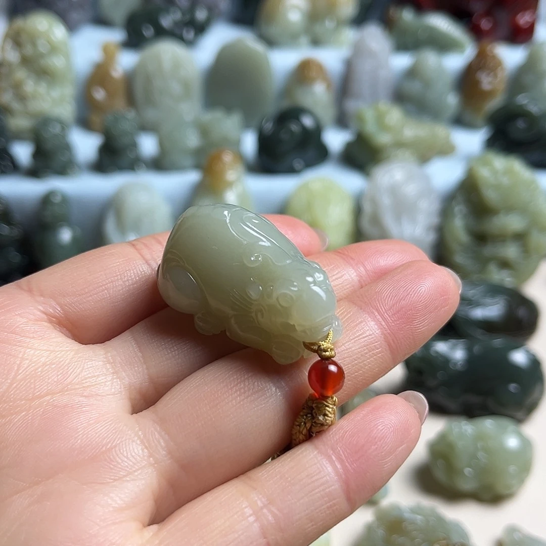 和田玉未镶嵌挂件