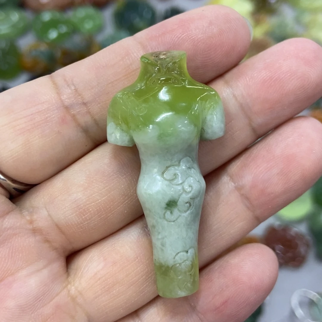 蛇纹石玉未镶嵌挂件