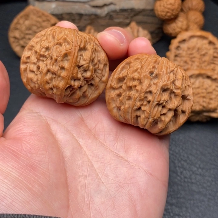 桃核把件尺寸40磨盘