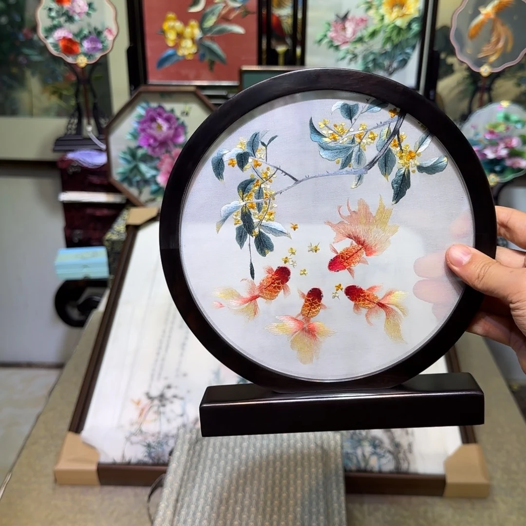 刺绣刺绣工艺精湛