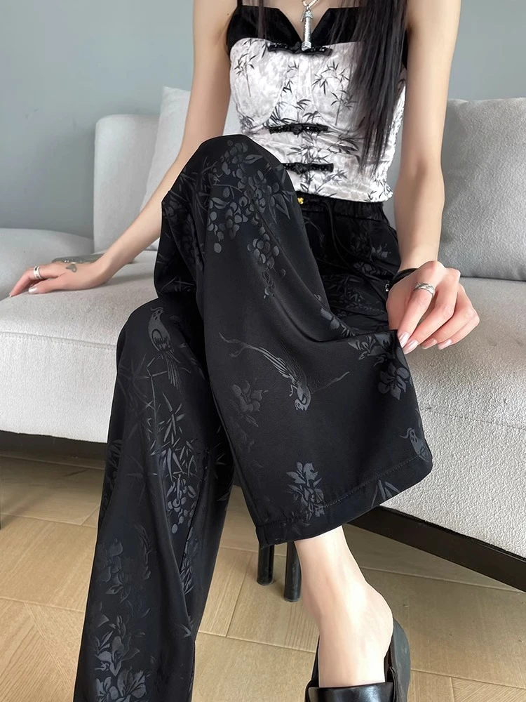 300斤大码黑色冰丝直筒阔腿裤女夏薄款缎面提花新中式国风休闲裤