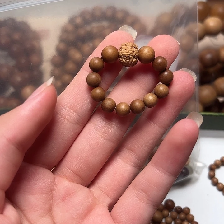 檀香木手串/手链老山檀香戒指0.6*0.7*菩提配饰