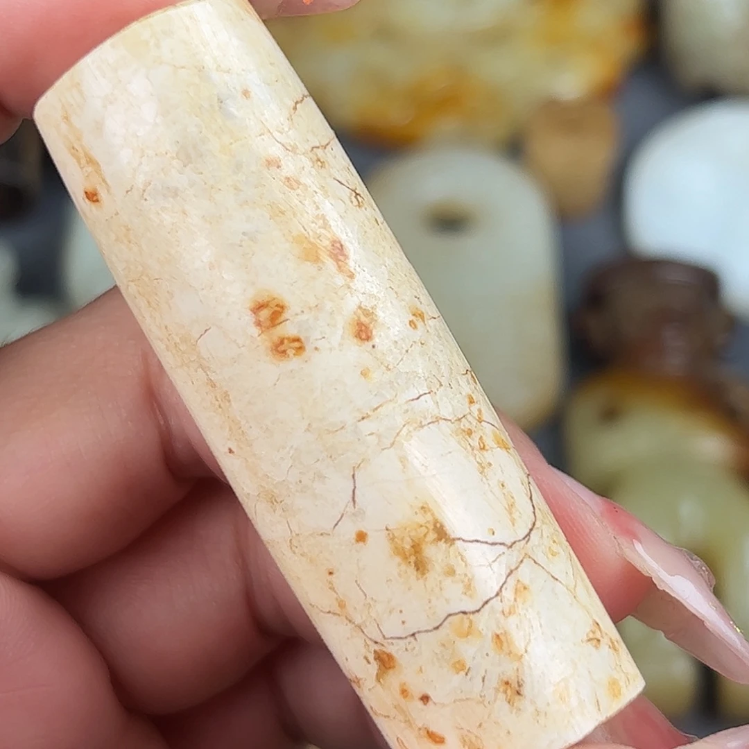 和田玉（糖玉）未镶嵌颈饰