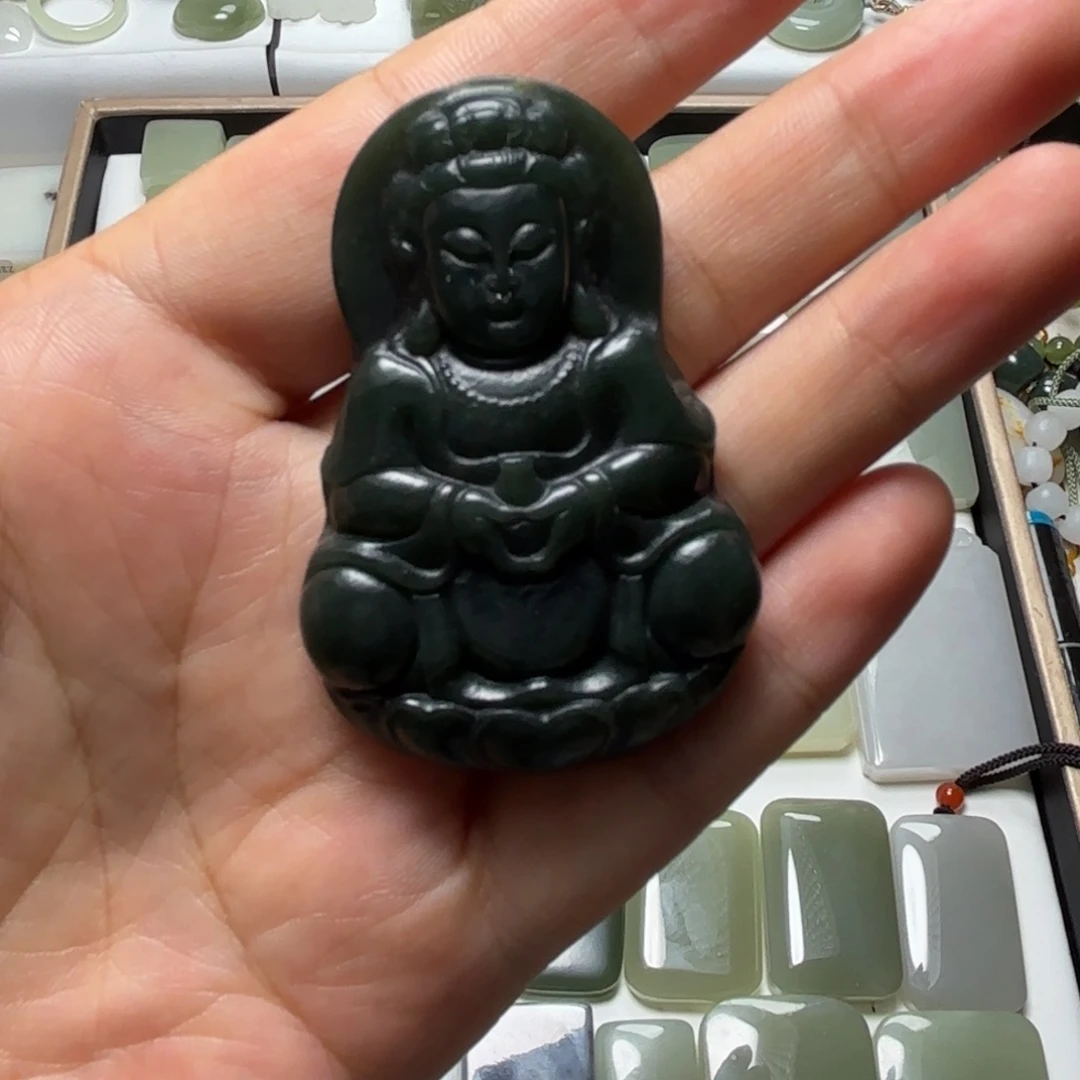 颈饰未镶嵌和田玉