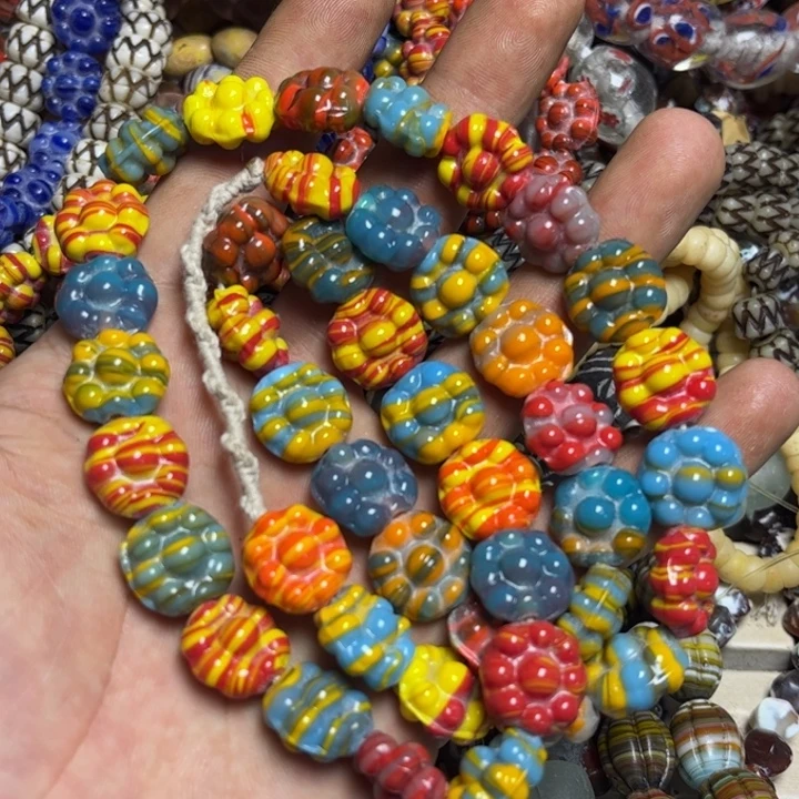 玻璃颈饰2945。1条