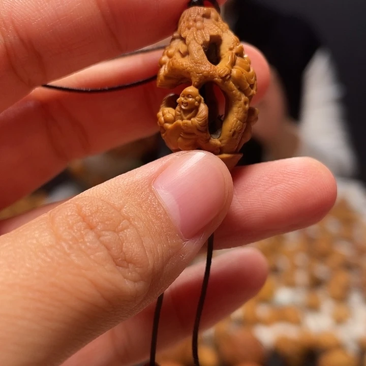 橄榄核吊坠橄榄核