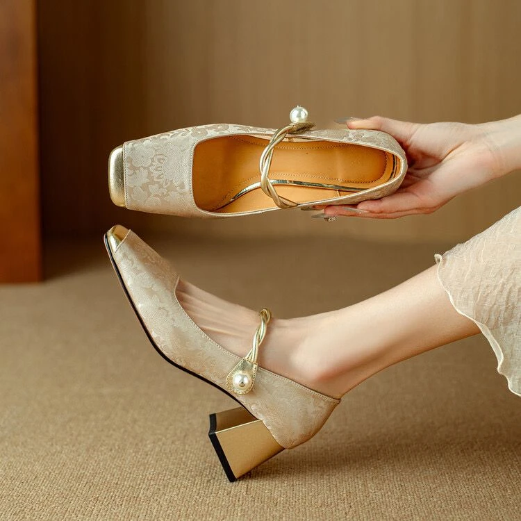 复古玛丽珍鞋新中式国风2025春秋新款浅口方头一字单鞋新款高跟鞋