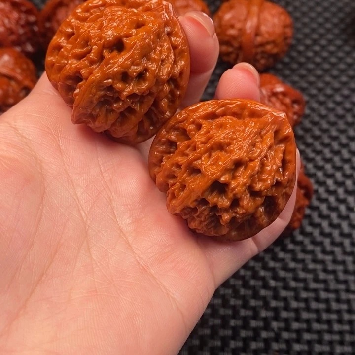 文玩核桃吊坠麦穗虎c6