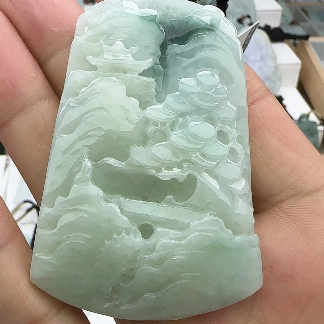 翡翠未镶嵌颈饰翡翠