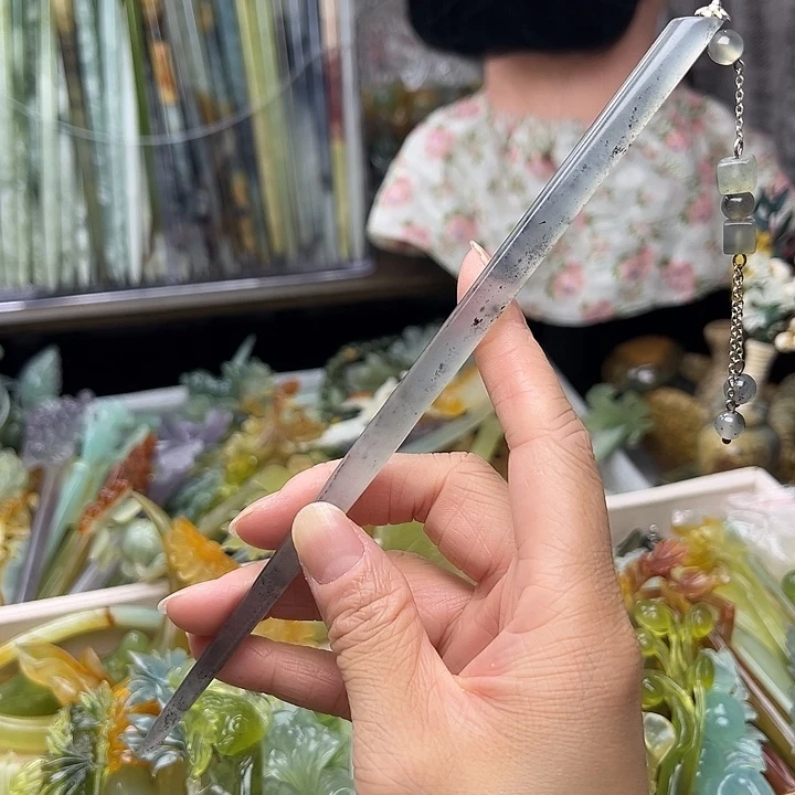 蛇纹石玉未镶嵌发簪