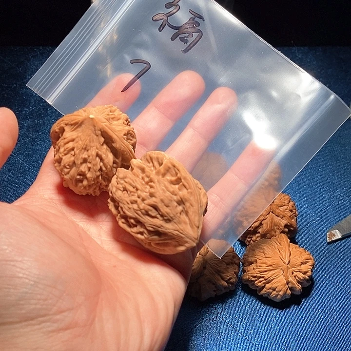 吊坠文玩核桃文玩核桃
