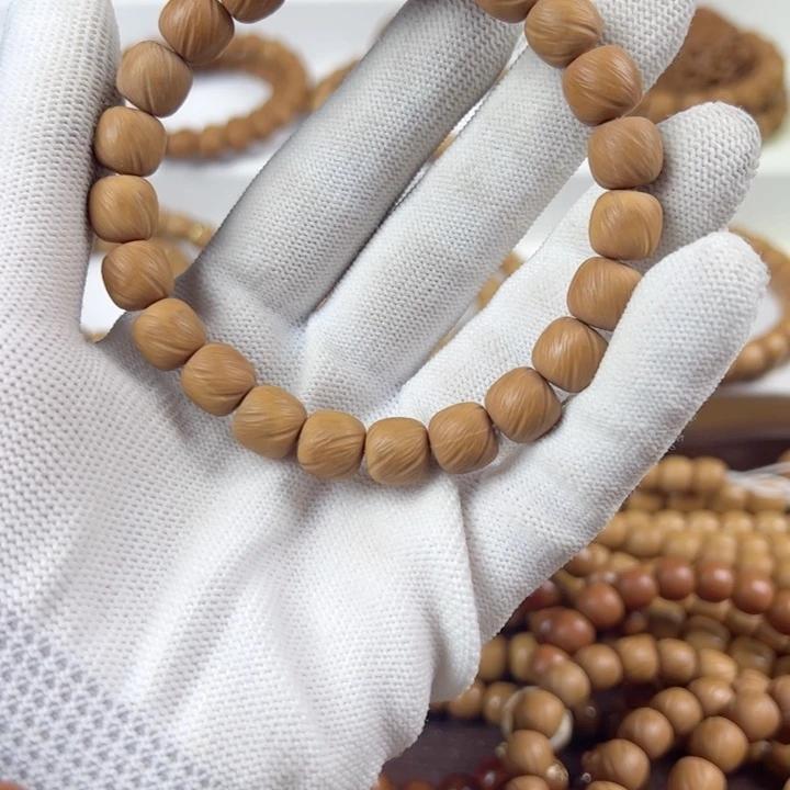 猴头核桃吊坠黑点18.88浣纱云锦