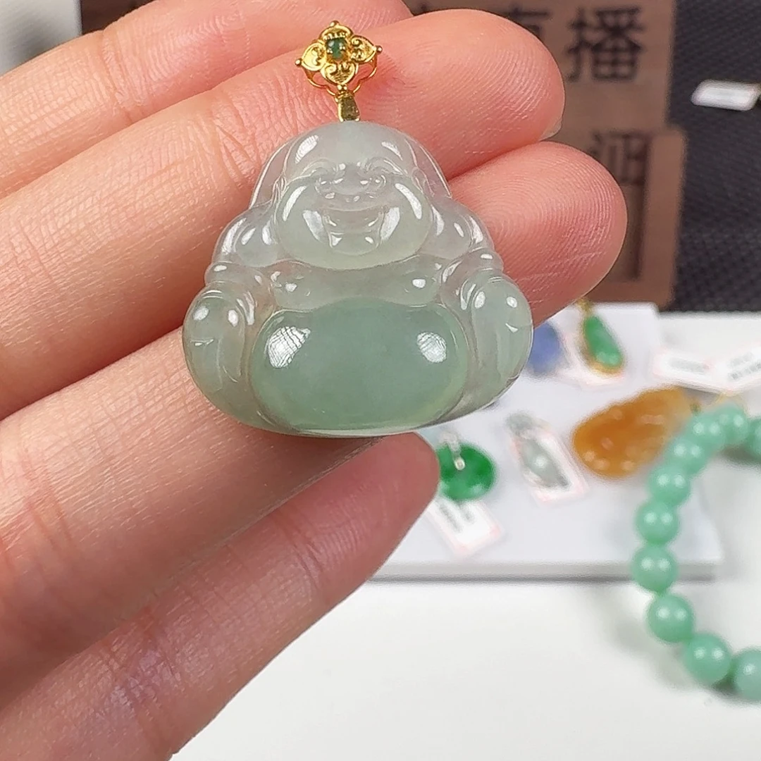 翡翠18K金镶嵌颈饰