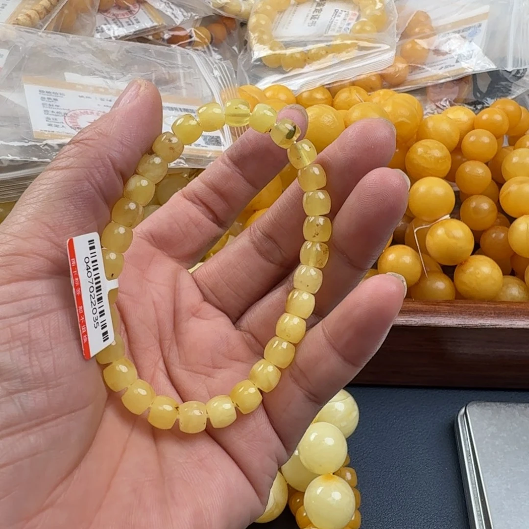 未镶嵌琥珀珠宝奇石