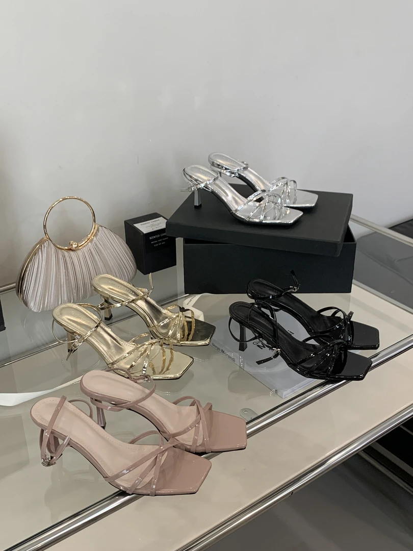 2025年新款法式方头凉拖鞋女外穿露趾凉鞋细跟鞋子小香风高跟拖鞋