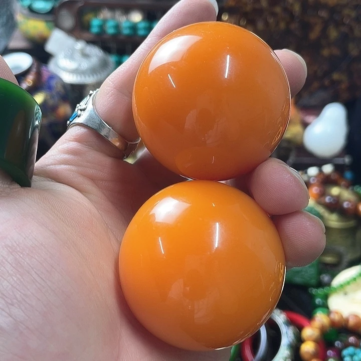 未镶嵌蜜蜡裸石摆件等各种工具的使用