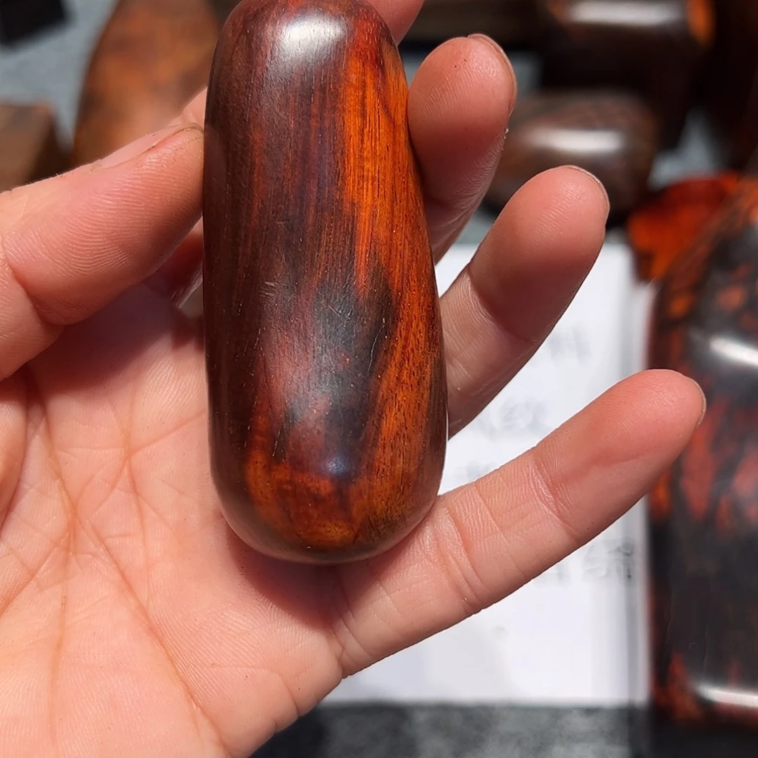 交趾黄檀（大红酸枝）六**代