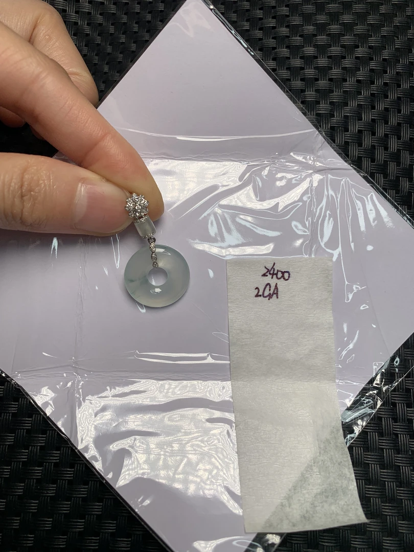 天然缅甸翡翠A货18K金镶嵌 2GA