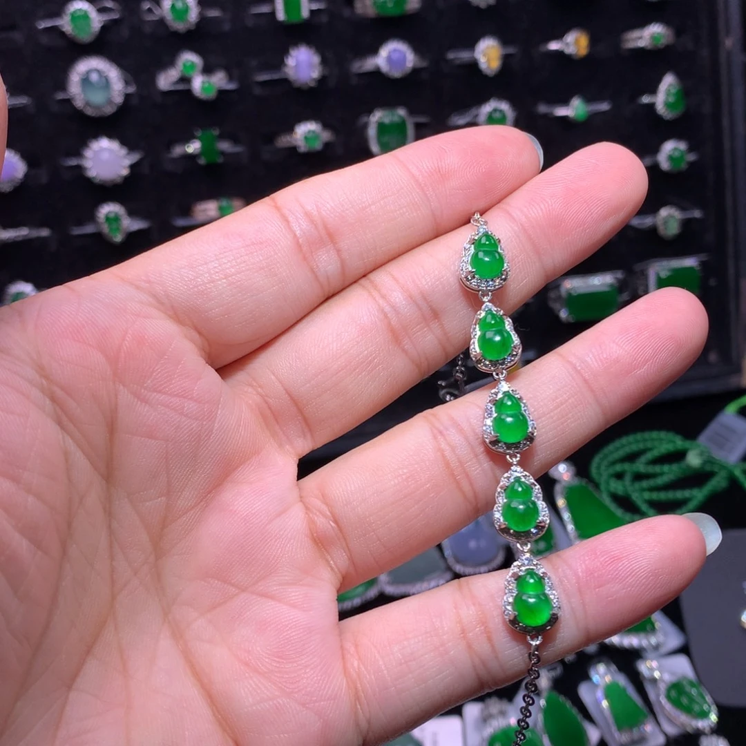 翡翠银S925镶嵌颈饰翡翠