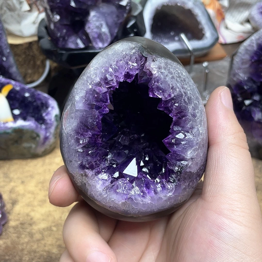 未镶嵌紫晶大型摆件（非配饰）太***员