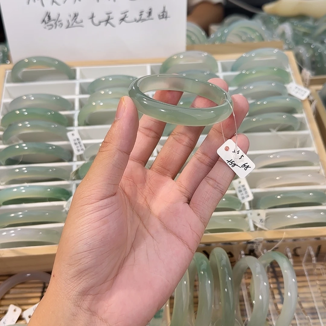 手镯玛瑙/玉髓未镶嵌圈口54.5