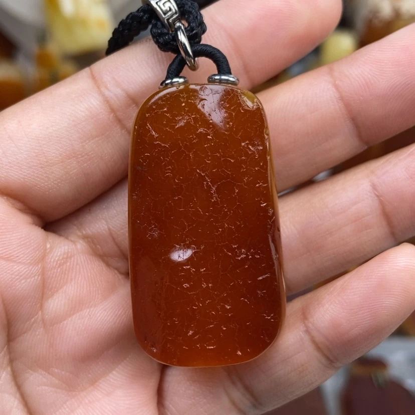 【闪购商品】琥珀颈饰未镶嵌