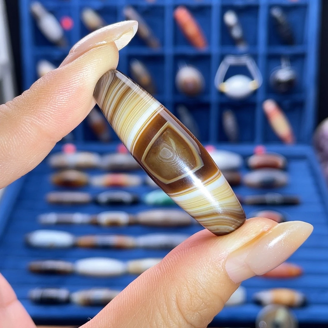 玛瑙/玉髓未镶嵌珠宝半成品