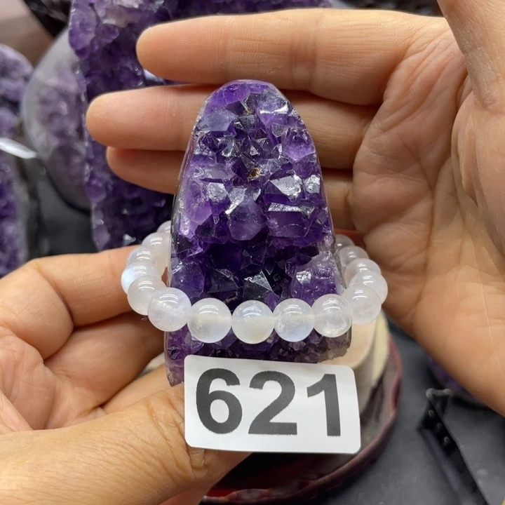 未镶嵌水晶大型摆件（非配饰）