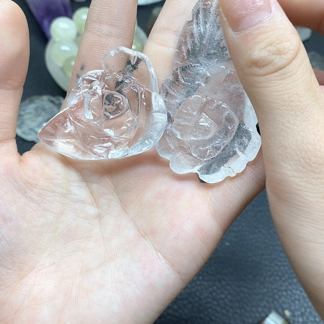 未镶嵌颈饰水晶102