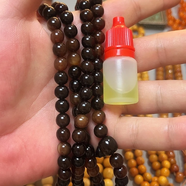 交趾黄檀（大红酸枝）