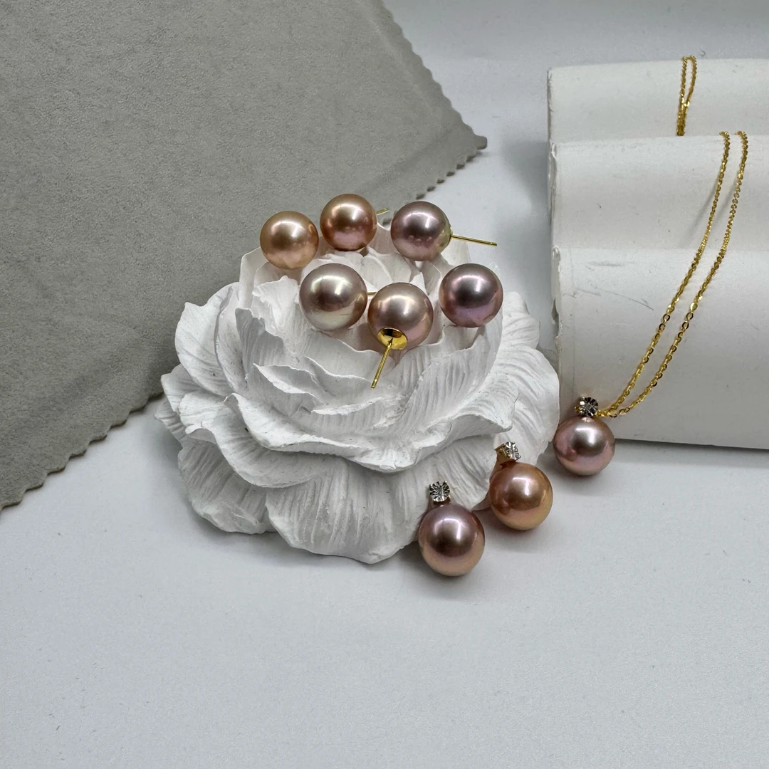 X966【真珠佳】18K金钻石淡水吊坠+S925银耳钉11-12mm（多样性发1套）