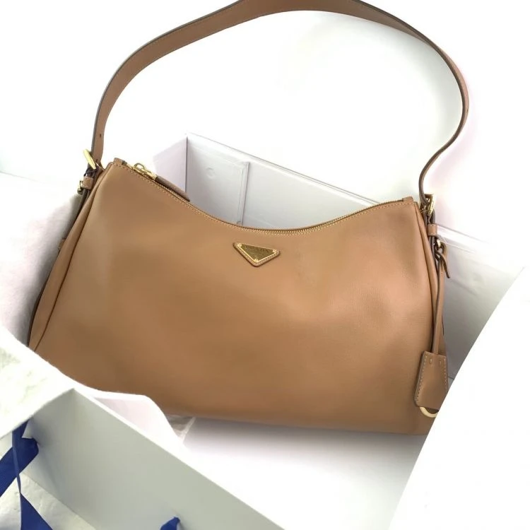 99新/普拉达/单肩包/C10907829697/[251219LLYC]