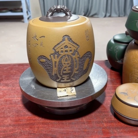 紫砂茶叶罐。。。。。。。。。