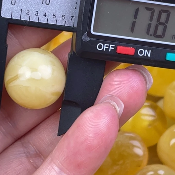 蜜蜡未镶嵌裸石280