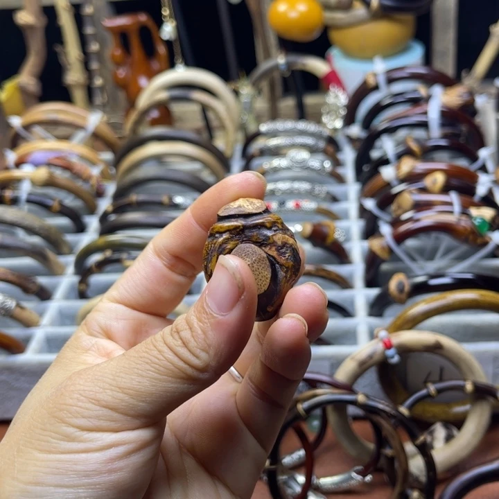 辞***穿鸡翅木福利来啦啊