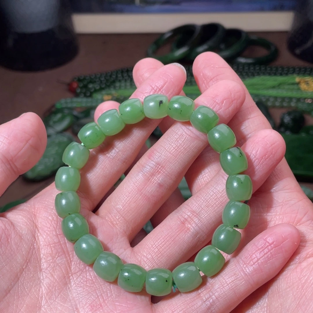 和田玉（碧玉）未镶嵌颈饰