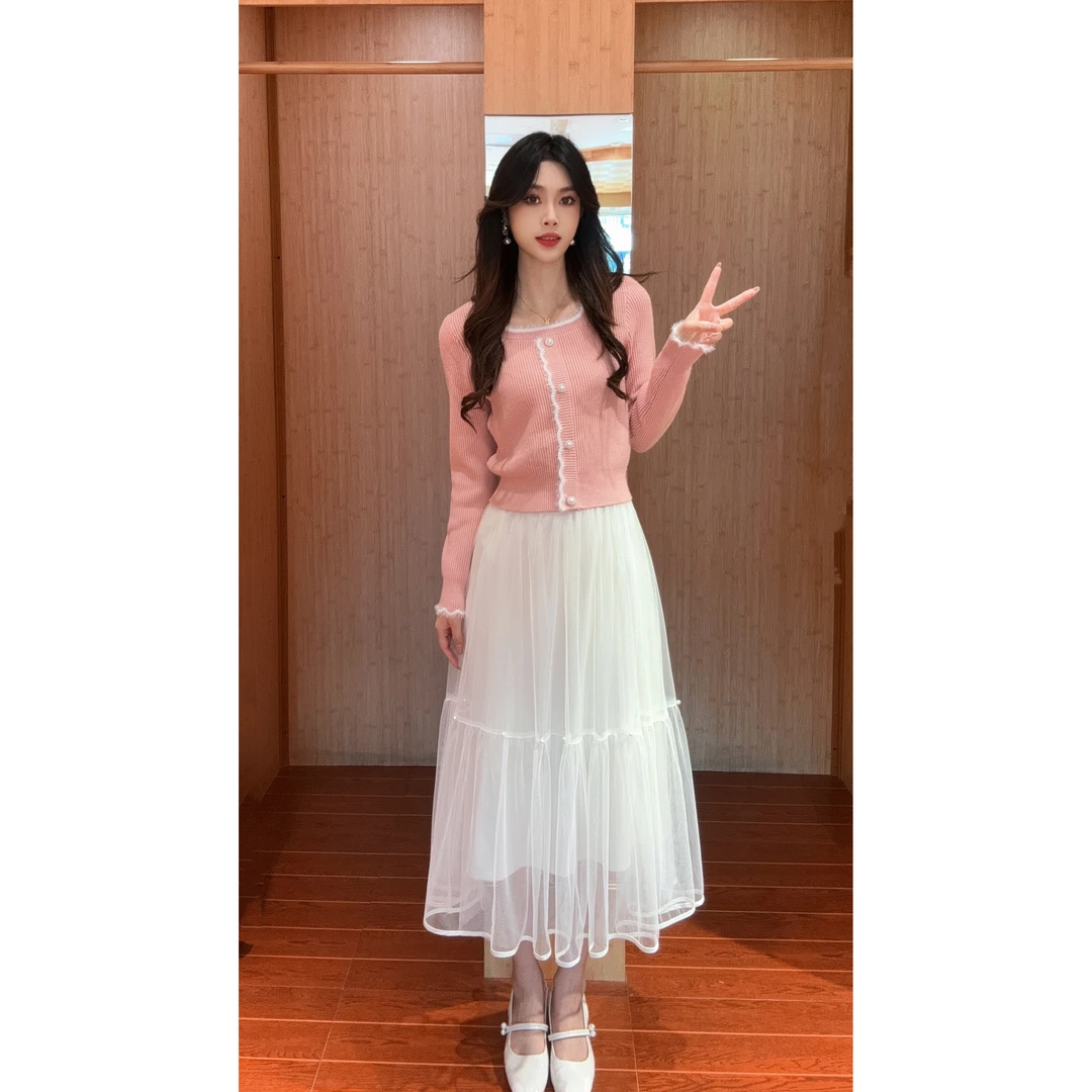 IEF/爱依服2025春季新款法式小众设计感高级修身显瘦方领毛织上衣