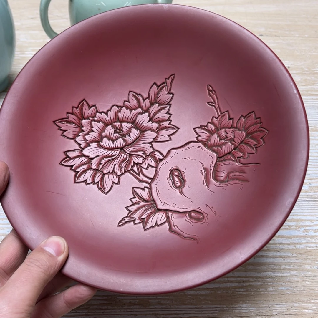 瓷片靓**！密密麻麻地排列着一个